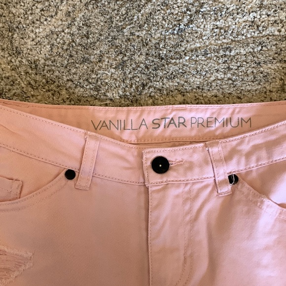 Pink denim skirt - Picture 2 of 4